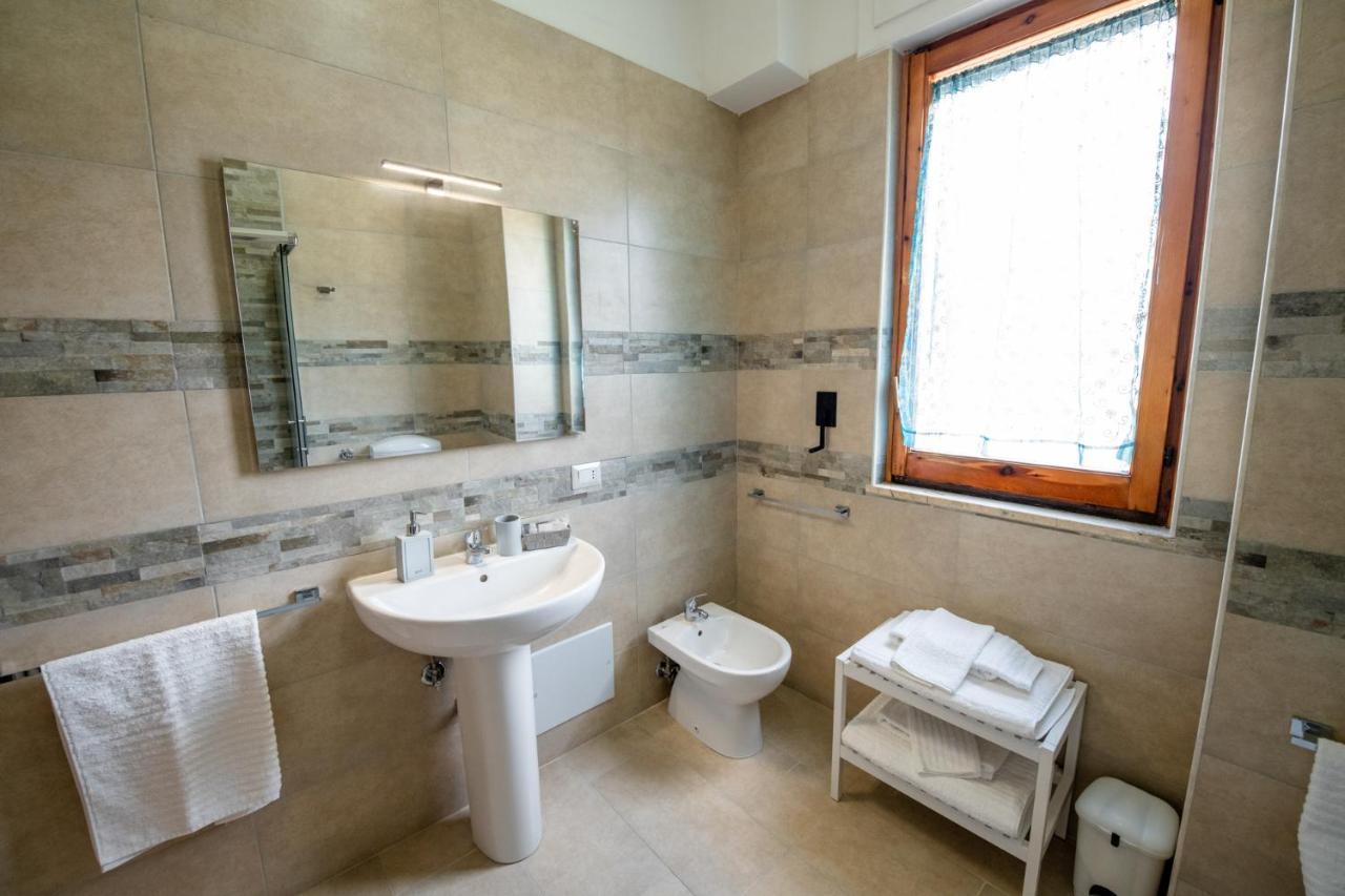 Bacco E Barocco Bed and Breakfast Lecce Eksteriør billede